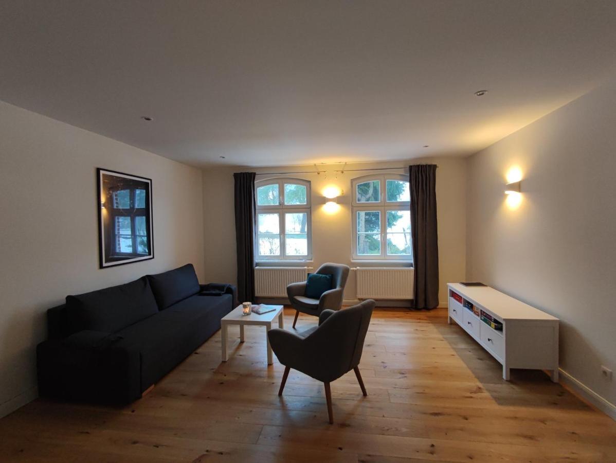Forsthaus Zartwitzer Huette Apartment Rechlin Exterior photo